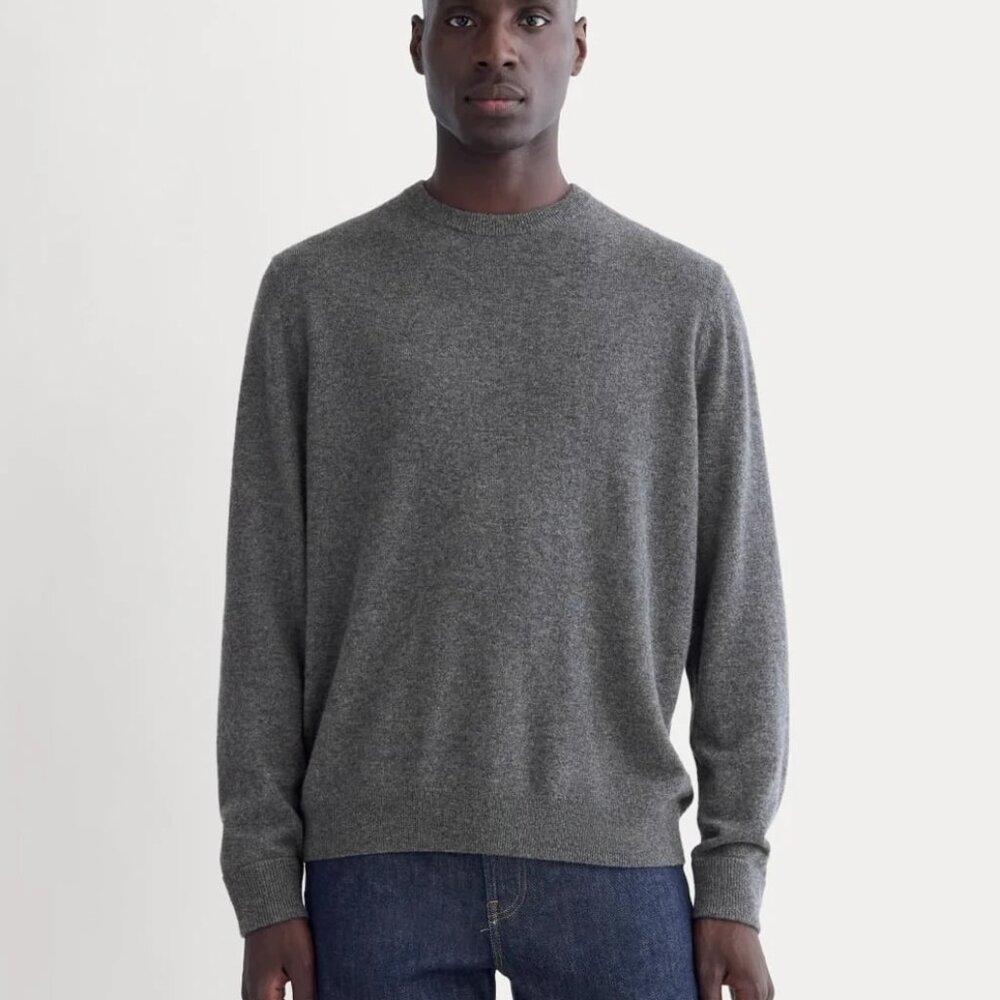 Everlane The Cashmere Crew in Charcoal SZ M